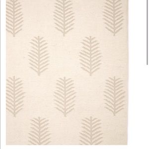 Serena and Lily Meadow Dhurrie rug. NWT